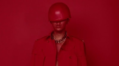 gdragon mung sinh nhat bang clip nha hang album thu 24