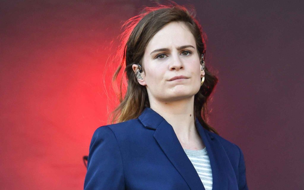 2048x1536 fit christine and the queens alias heloise letissier au festival osheaga a montreal canada le 2 aout