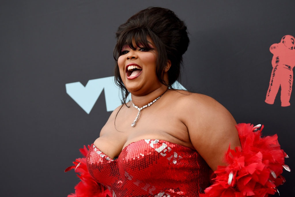 lizzo vmas